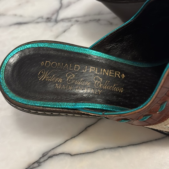 Donald J Pliner Mules - Picture 3 of 3